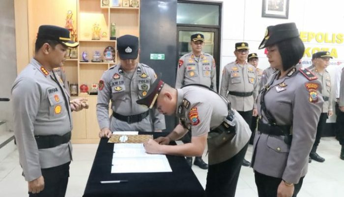 Kapolresta Manado Pimpin Sertijab Kasat Lantas dan Kapolsek Wori