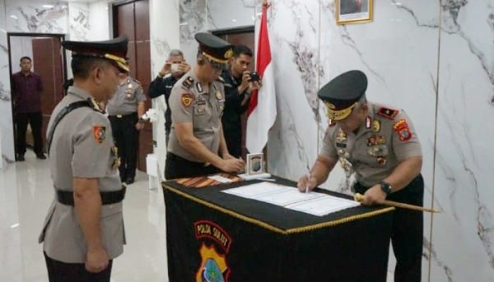 Kapolda Sulut Pimpin Sertijab Kabid Humas dan Lantik Direktur Intelkam