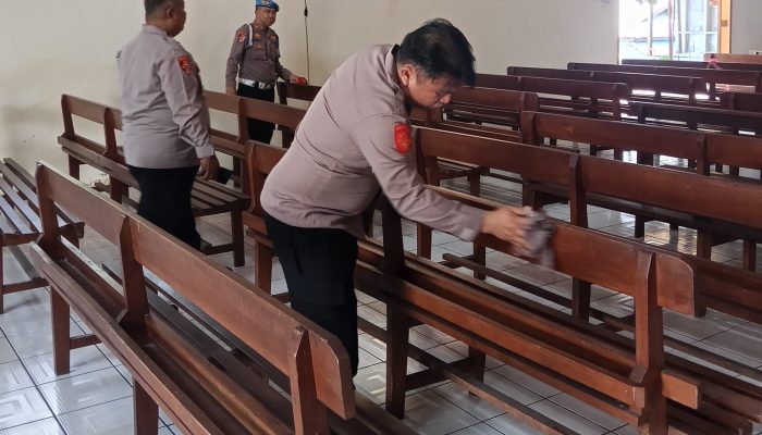 Sambut Hari Jadi ke-24, Propam Polda Sulut Gelar Baksos dan Bansos di Lima Rumah Ibadah