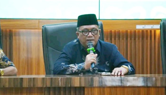 Kakanwil Kemenag Sulut, H. Ulyas Taha, Beri Arahan Dalam Rapat Persiapan Peringatan HSN Tahun 2026