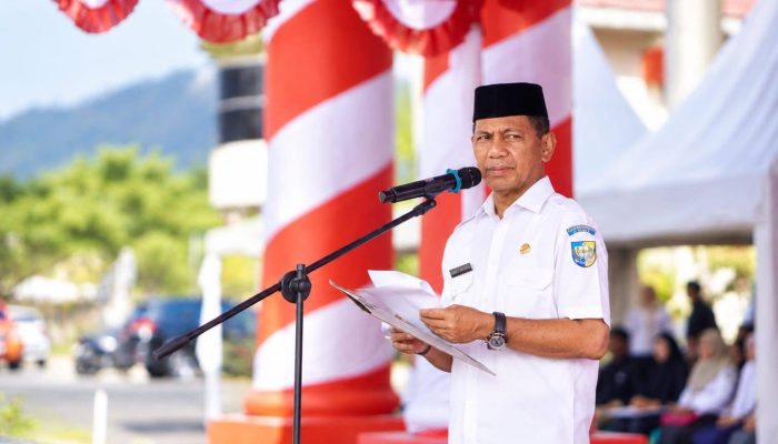 Sumpah Pemuda ke-98 di Bolmut: Sekda Pimpin Upacara, Pemkab Salurkan Bansos Pendidikan dan Korban Bencana