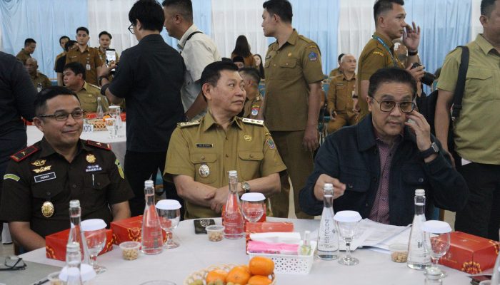 Plt Kejati Sulut Feri Tas saat menghadiri Rakor Pengawasan Peran Gubernur bersana Komisi II DPR RI